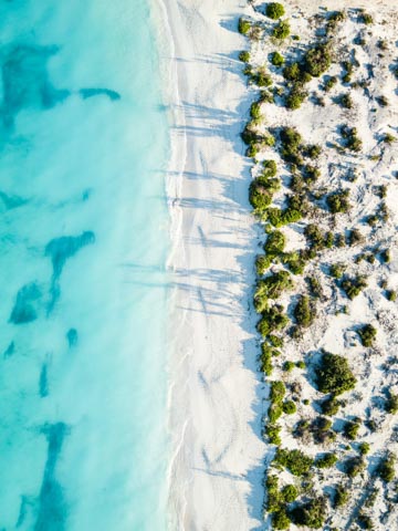 Turks and Caicos Islands (Flow)