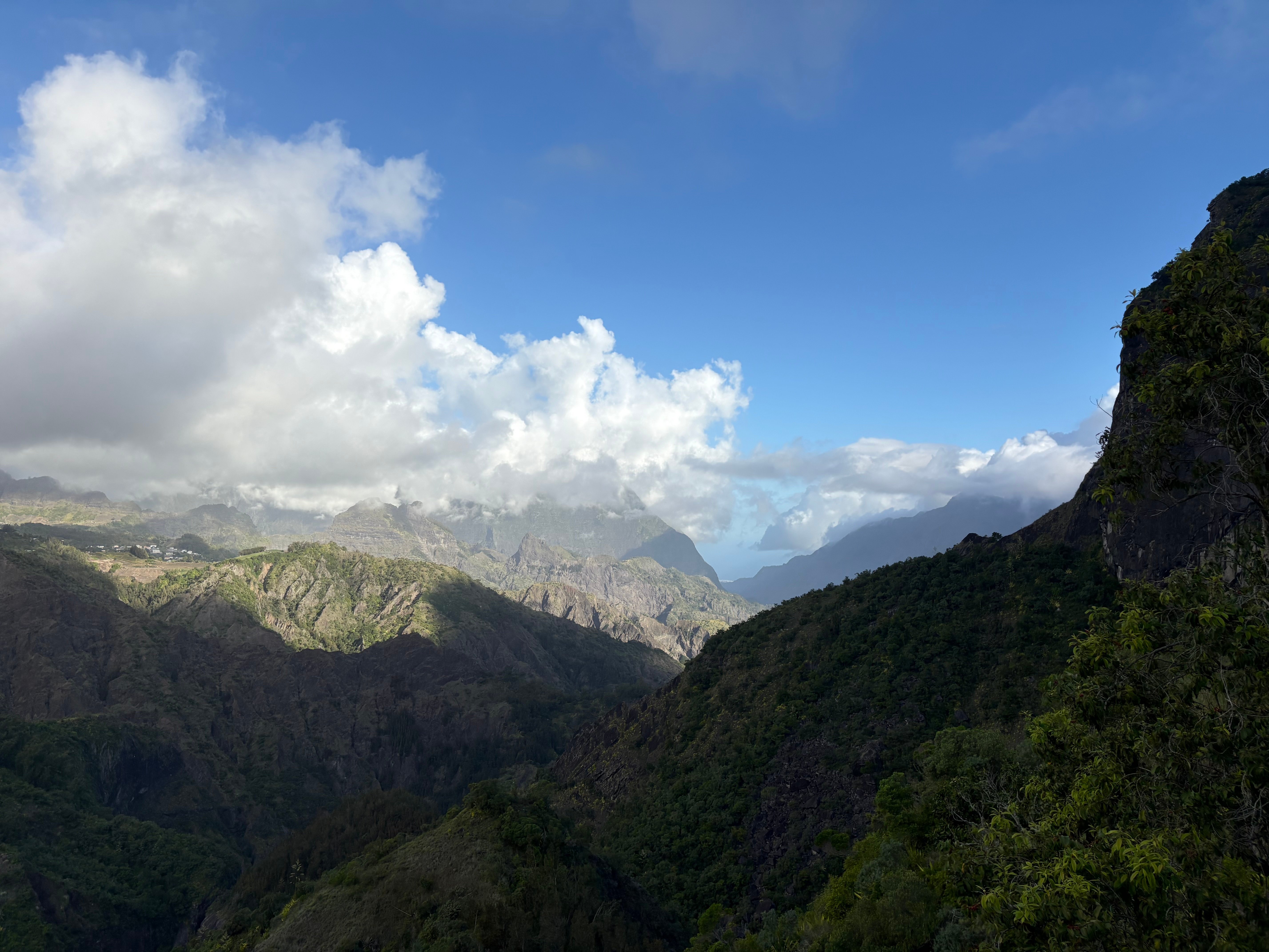 Col du Taïbit La Reunion eSIM4Travel